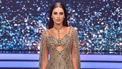 الأناقة عنوان إطلالتَي ايميه صياح في حفل انتخاب ملكة جمال لبنان 2022