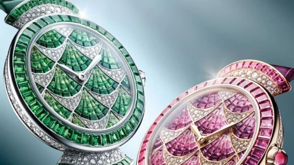 بولغري تطلق 3 إصدارات جديدة من ساعة ديفينا موزاييك