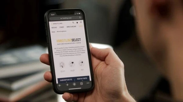 بريتلينغ تطرح خدمة BreitlingSelect#، أحد البرامج المبتكرة للاشتراك في عروض الساعات