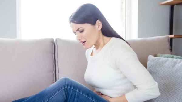 ما هي الأعراض التي تظهر في الأسبوع الأول من الحمل؟