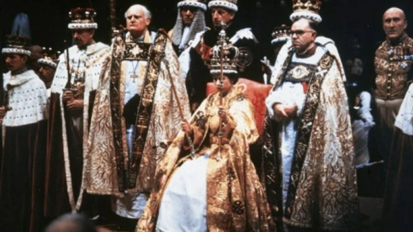 أرقام قياسية، ألقاب وإنجازات تاريخية... ثمرة حكم الملكة اليزابيث طوال 70 عام