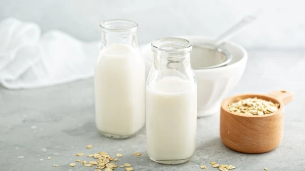 5 اختبارات تساعدك على معرفة اذا كان الحليب فاسد