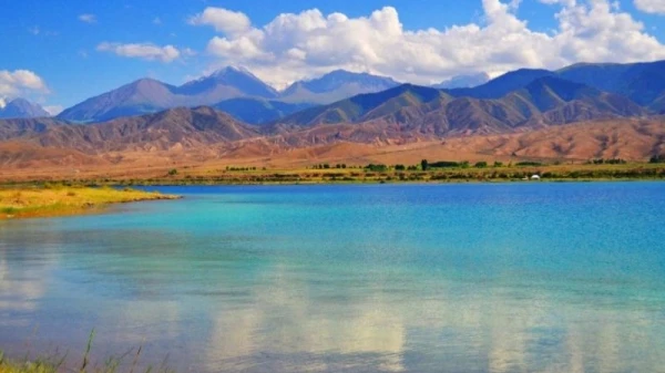 السياحة في قيرغستان: اكتشفي أفضل الوجهات السياحية في هذا البلد الجميل
