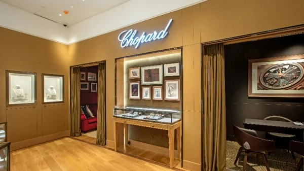 شوبارد تفتتح صالة عرض جديدة في متجر Printemps في قطر