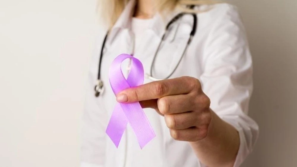 الكشف المبكر لسرطان الثدي ينقذ حياتك... إليكِ طرق الفحص