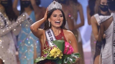 Andrea Meza من المكسيك تحصد لقب ملكة جمال الكون 2020