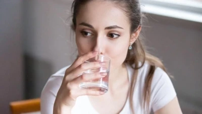 6 أنواع مياه للشرب عليكِ معرفتها، تقضي على الشعور بالعطش