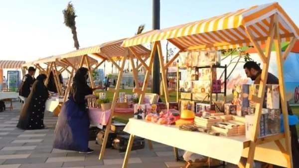 سوق السبت في جدة ارت بروميناد يدعم المواهب الشابة ويفتح لها الباب إلى عالم التجارة