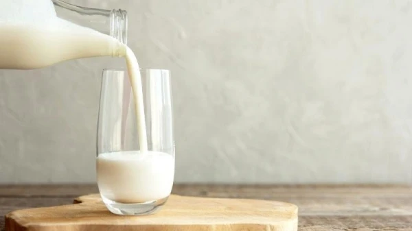 7 أمور تحدث للجسم والبشرة نتيجة التوقّف عن شرب الحليب