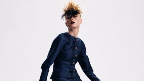 مجموعة Chanel للخياطة الراقية لخريف 2020: تصاميم تجمع بين أسلوب الروك والرومانسية