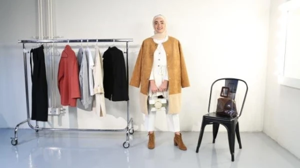 بالفيديو، طريقة عمل 4 موديلات لفات حجاب تناسب مختلف إطلالاتك