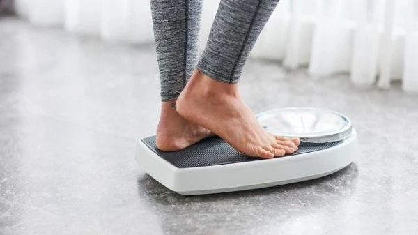 كيف يؤدّي التوتر إلى زيادة في الوزن؟