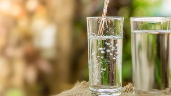 7 خطوات تساعدك على شرب كمية أكبر من الماء يومياً