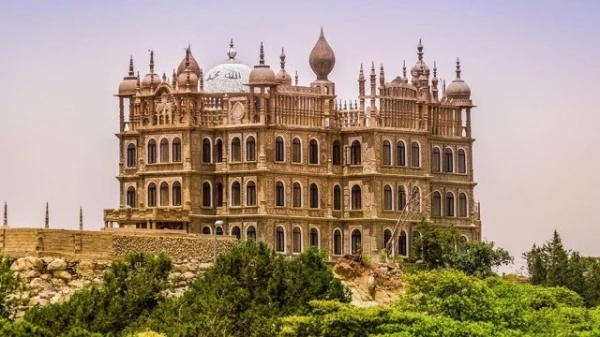 السياحة في السعودية: حضارات العالم كله تجتمع في قصر المقر بالنماص