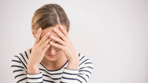 9 علامات تحذيرية تشير إلى أنّك معرّضة للاكتئاب... حان الوقت لاكتشافها وحلّها!