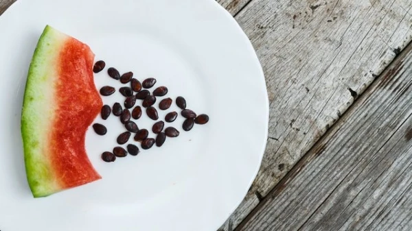 كل ما عليكِ معرفته عن فوائد بذور البطيخ