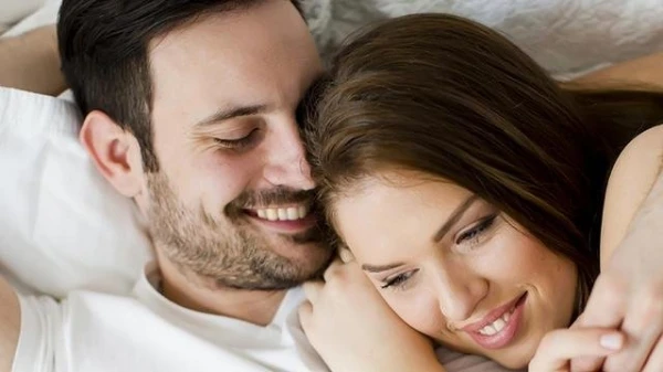 5 خطوات جمالية لتجذبي زوجكِ إليكِ وتجعليه أسير حبّكِ