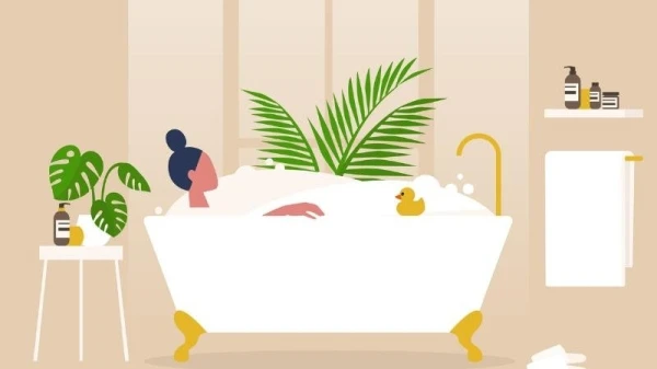 فوائد الاستحمام بالماء البارد: 9 أمور ستجعلكِ تلجئين إليه