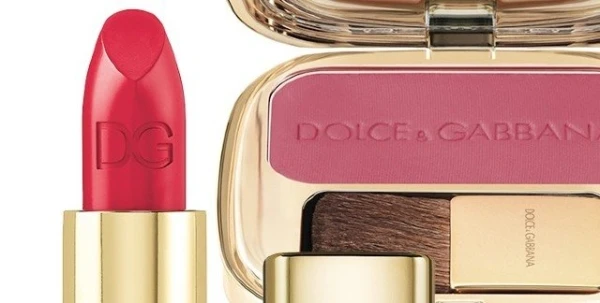 مجموعة مكياج Rosa Look الجديدة من Dolce&Gabbana تنبض أنوثة وإحساساً