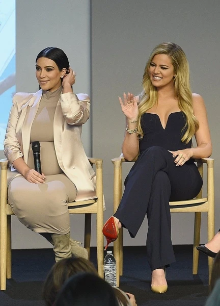اختبار شخصيّة: أيّة واحدة من بين شقيقات Kardashian/Jenner أنتِ؟