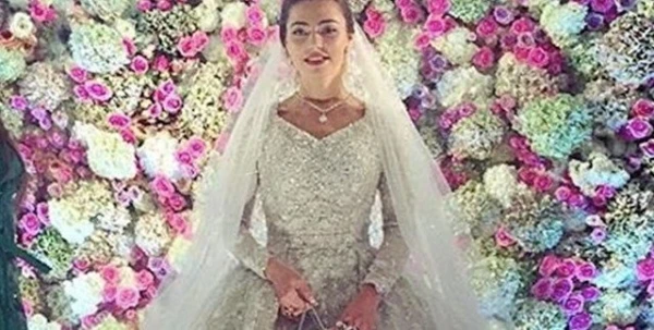 Elie Saab يوقّع فستان زفاف العروس الروسيّة خديجة أوزهاخوفس