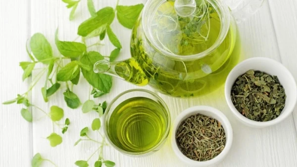 مشروب شاي اخضر: 7 طرق لتحضيره، وفوائده الجمالية والصحية