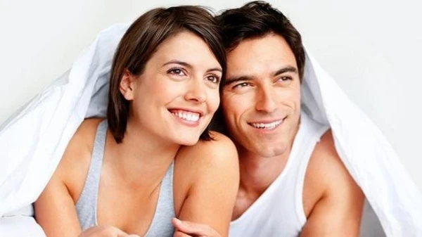 7 خطوات للمحافظة على علاقة حميمة ناجحة بعد زواج طويل