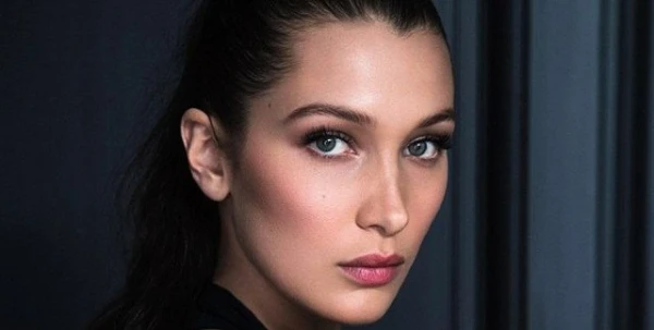 Bella Hadid تصبح الوجه الجماليّ الجديد لدار Dior