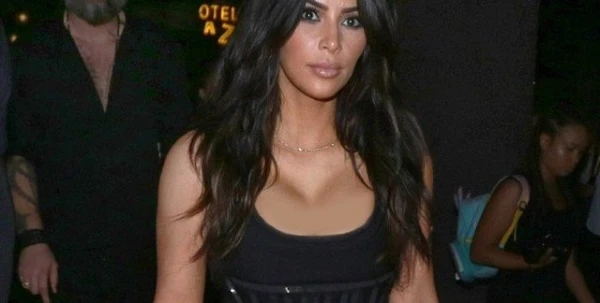 انتهت الرحلة الكوبيّة ولا تزال صور Kim Kardashian تجتاح الإنترنت