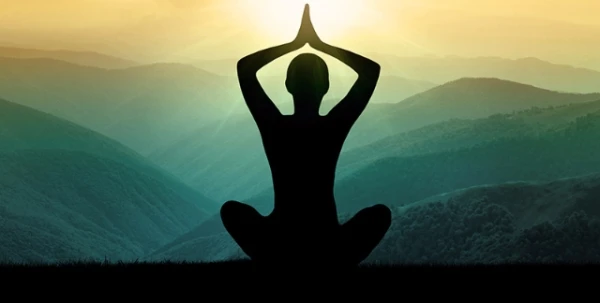 Kundalini Yoga kriya: تمارين تحرّر الجسم من السموم وتخسركِ الوزن بطريقة أسرع