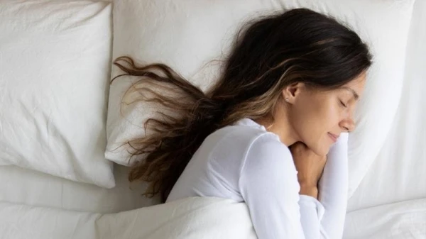 كيف تحاربين جفاف البشرة خلال النوم بـ5 خطوات