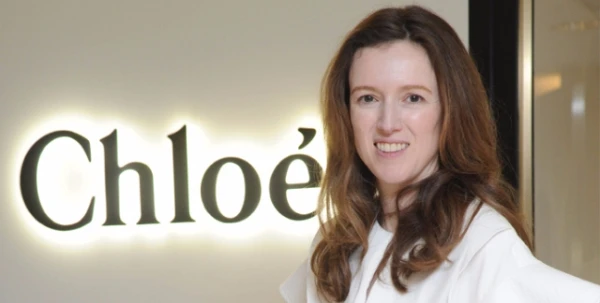 دار Chloé تؤكّد خبر مغادرة مديرتها الإبداعيّة البريطانيّة Clare Waight Keller