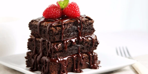 تناول كعكة الشوكولا عند الفطور يخسركِ الوزن الزائد، بحسب الدراسات العلميّة