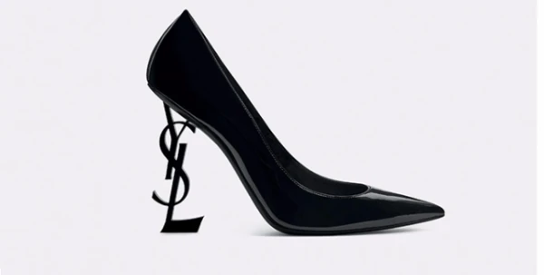حذاء الأسبوع: تصميم Opyum من Saint Laurent Paris كلاسيكيّ بلمسة جريئة
