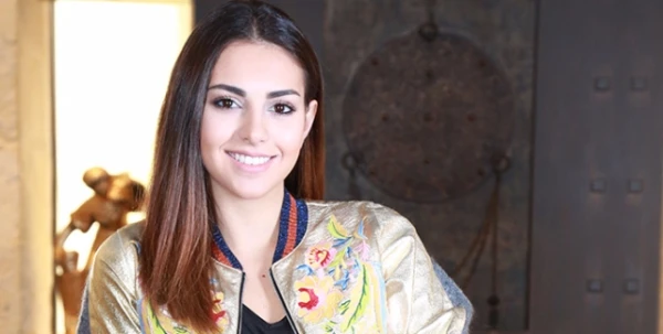 مقابلة خاصّة مع ملكة جمال لبنان للعام 2015 Valerie Abou Chacra تكشف لنا فيها عن عالمها الخاص