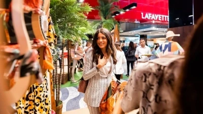Fashion Jardim يفتتح بوب أب لملابس وأكسسوارات البحر في Galeries Lafayette في دبي