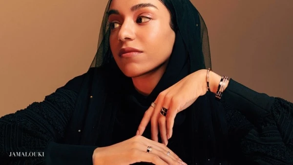 زينة عماد نجمة غلاف جمالكِ لعدد يناير 2023 وجلسة تصوير خاصة بمجوهرات Chaumet