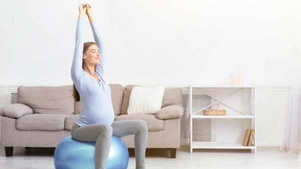 حركات رياضية تساعد على تسهيل الولادة الطبيعية