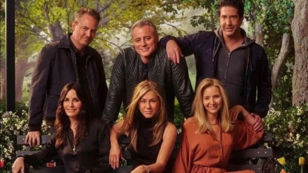 فيديو إعلان الحلقة الخاصة من مسلسل Friends...  تأثّر، ضحك وذكريات جميلة