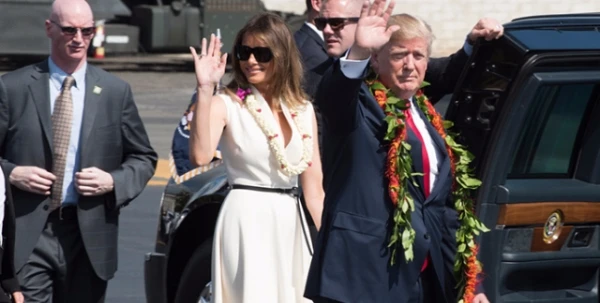 Melania Trump تنطلق في جولة إلى آسيا لمدّة 12 اليوم والأناقة حليفة إطلالاتها