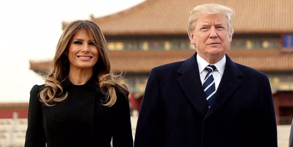 Melania Trump تنتقل من كوريا إلى الصين بأناقة مطلقة