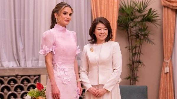 الملكة رانيا في اليابان: إطلالات مبهرة مستوحاة من حضارة البلد