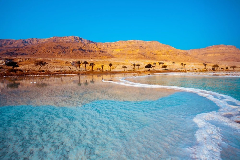 البحر الميت في الأردن - اشهر المعالم السياحية في العالم