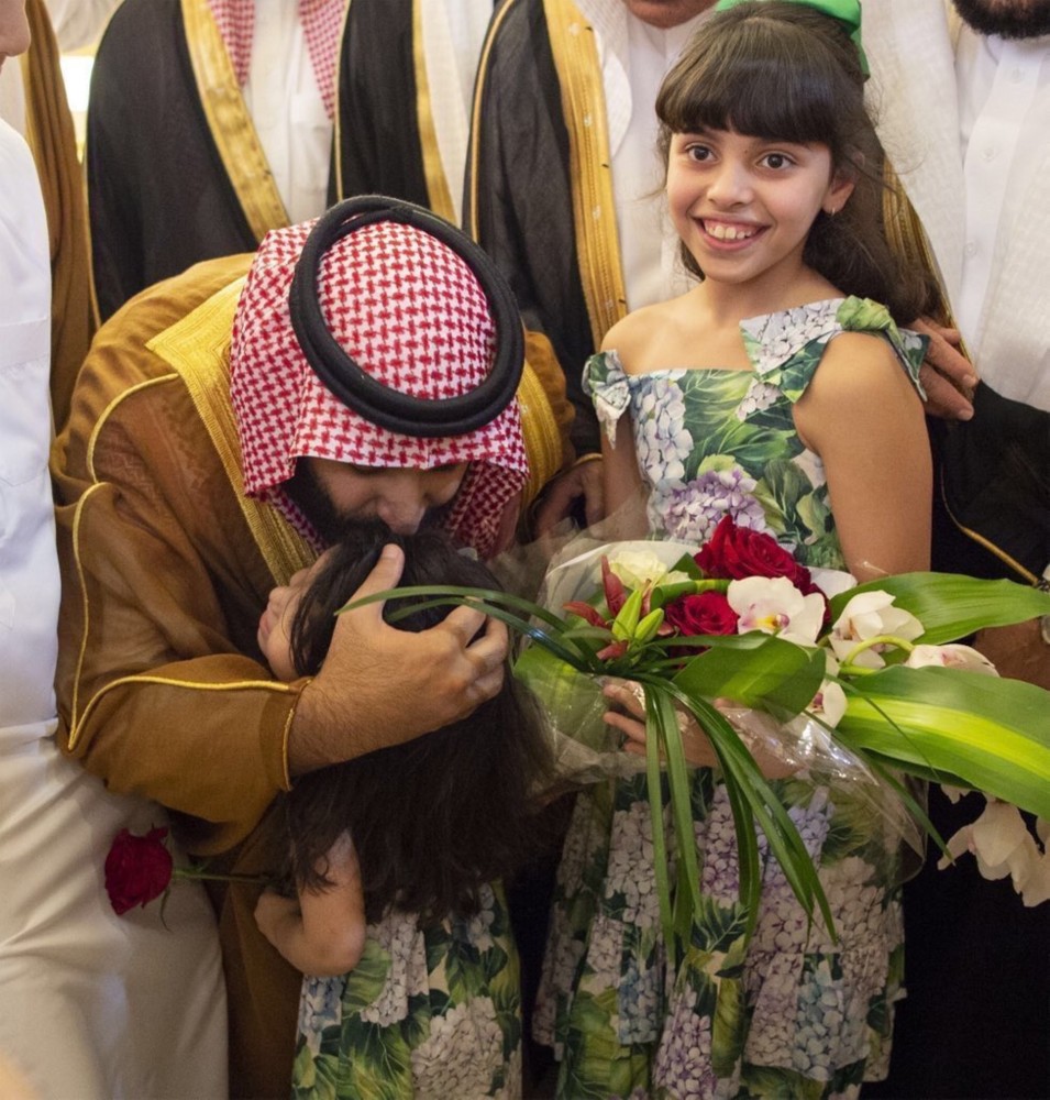 ولي العهد الأمير محمد بن سلمان مع أولاد