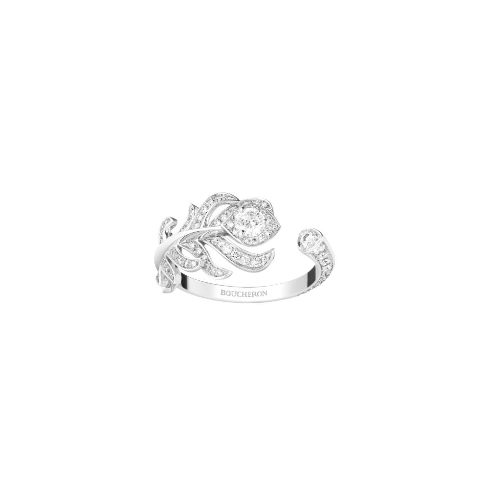 Boucheron تضيف تصاميم جديدة إلى مجموعة Plume de Paon