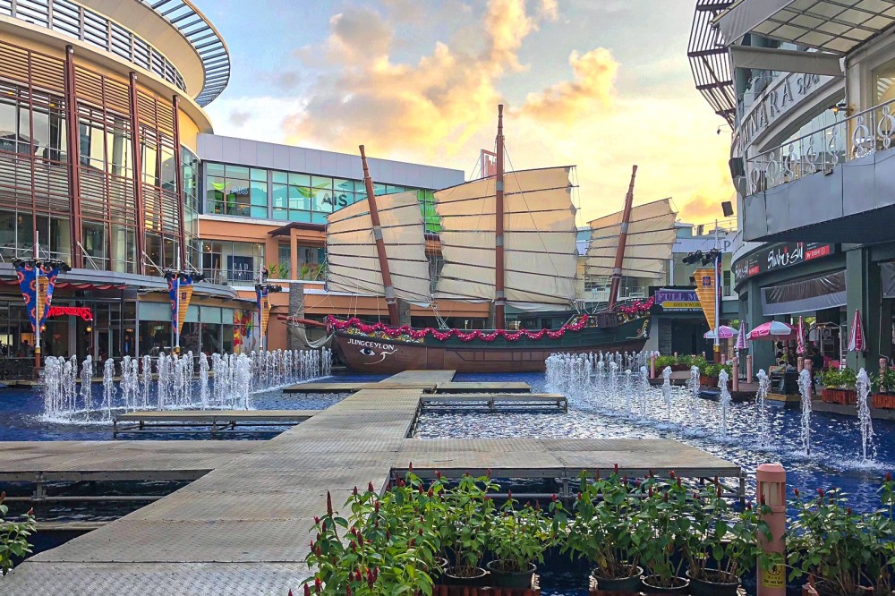 اماكن سياحية في بوكيت تايلاند- السياحة في بوكيت- مركز تسوق جانغسيلون Jungceylon Shopping Center