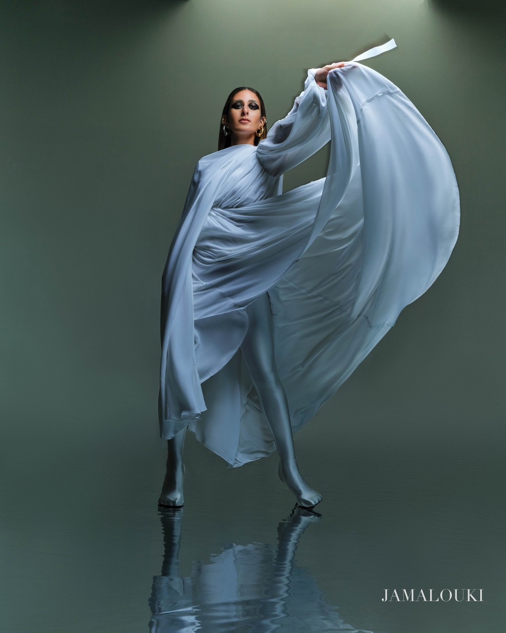 أمينة خليل نجمة عدد سبتمبر 2023 وجلسة تصوير خاصة مع Balenciaga