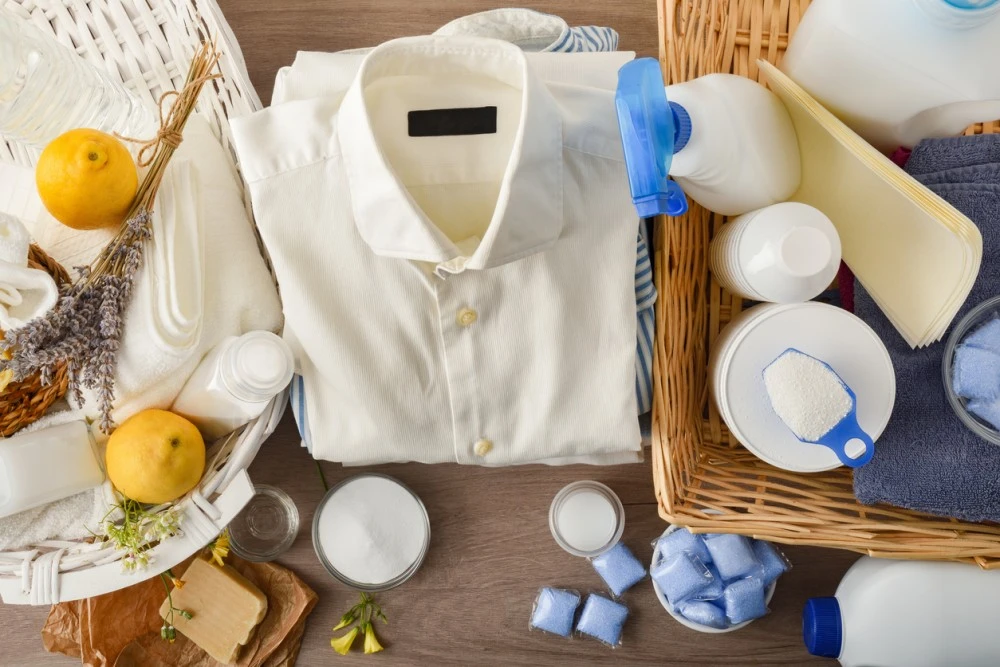 ازالة الحبر من الملابس بمكوّنات موجودة في منزلكِ...أهمها الحليب
