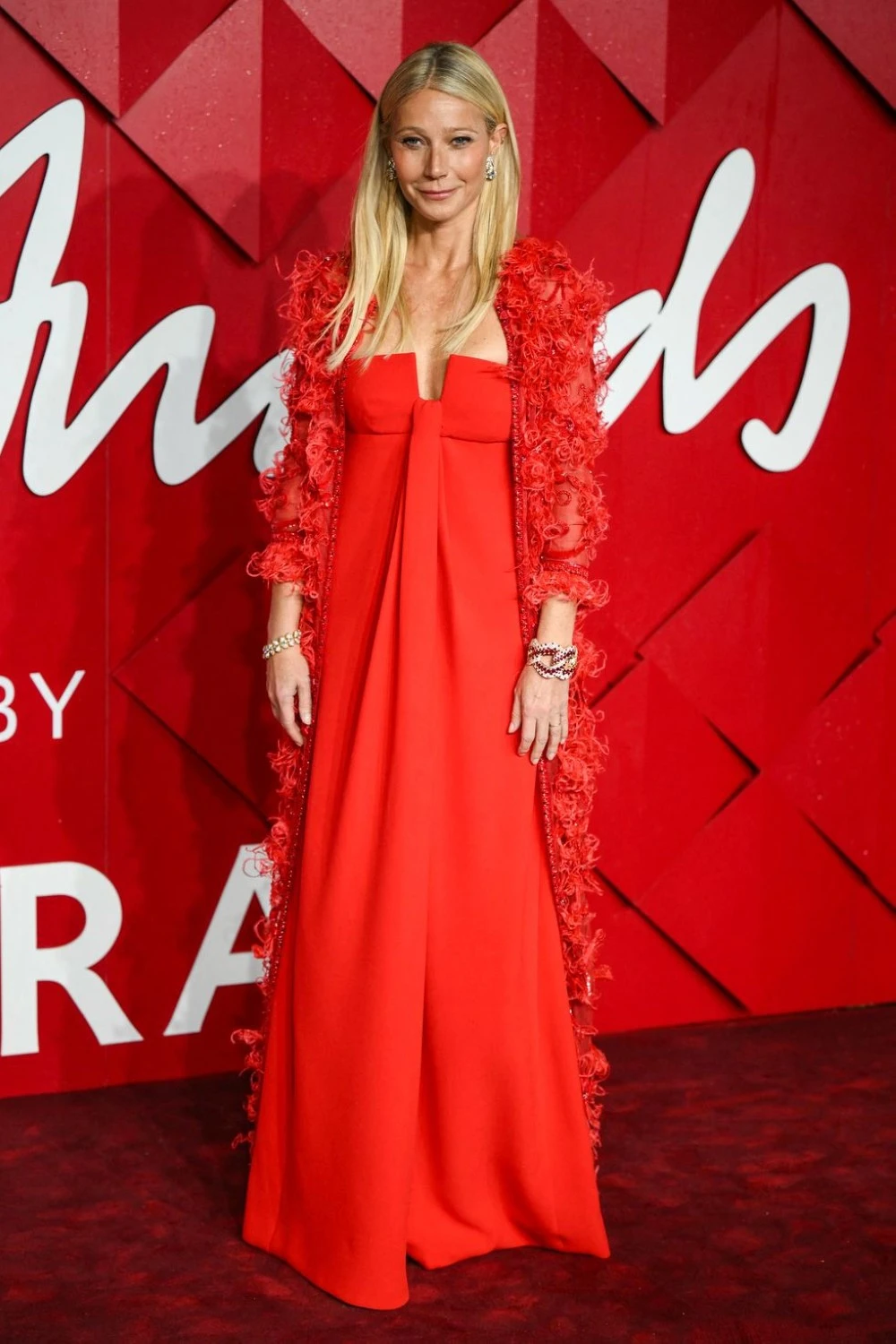 Gwyneth Paltrow في فستان من فالنتينو Valentino