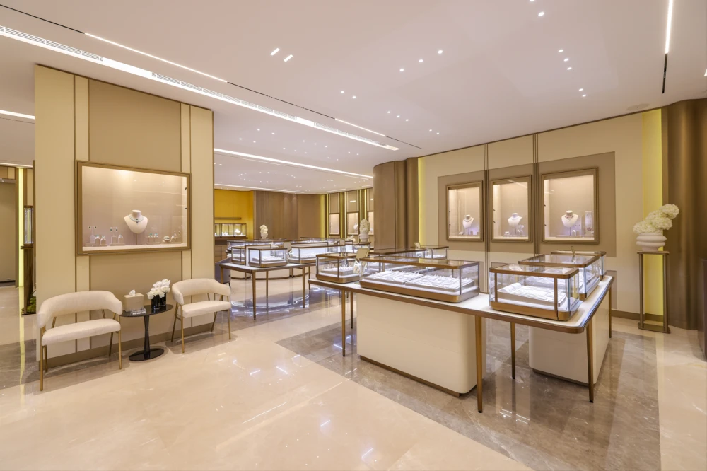 دار Yessayan للمجوهرات الفاخرة تعيد افتتاح متجرها في الرياض